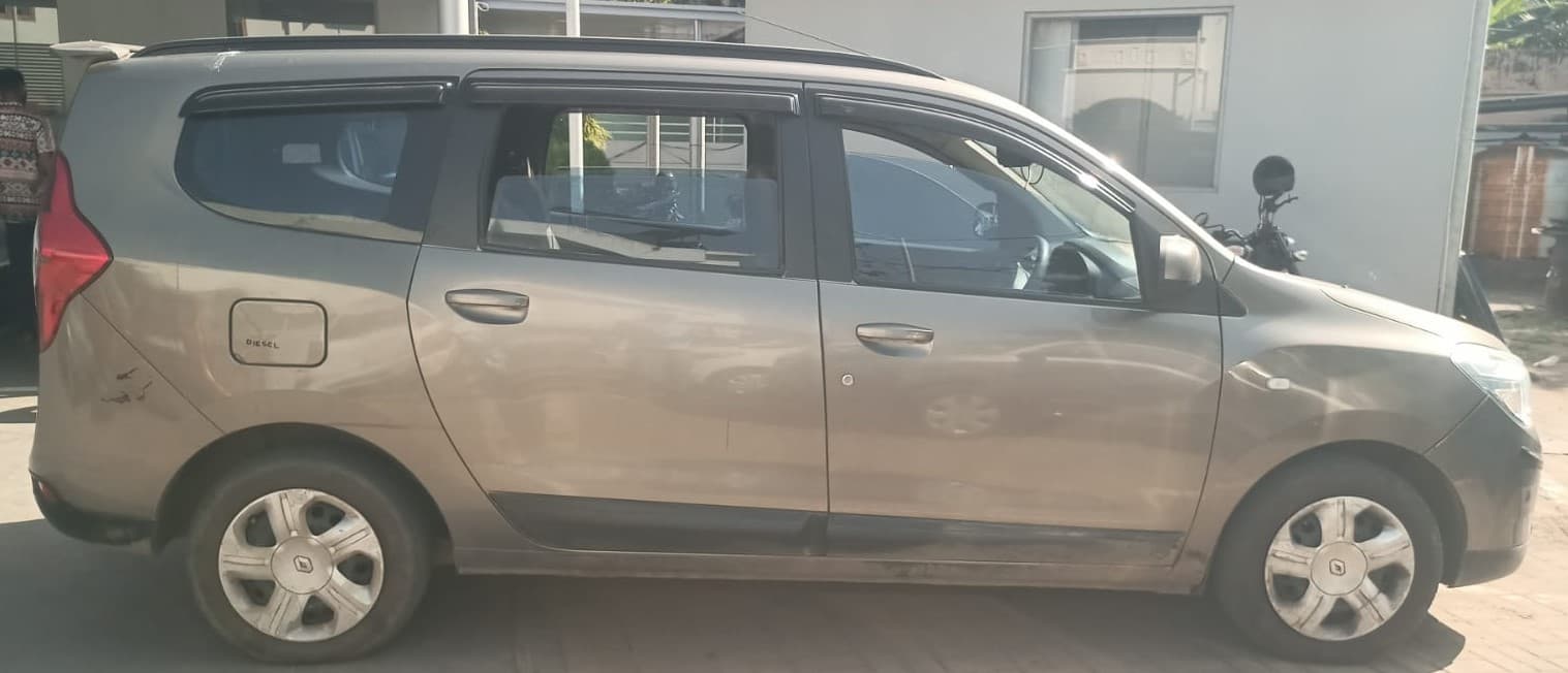 renault-renault-2015-zlrvodpi5dfa5onbmu5b1fm8