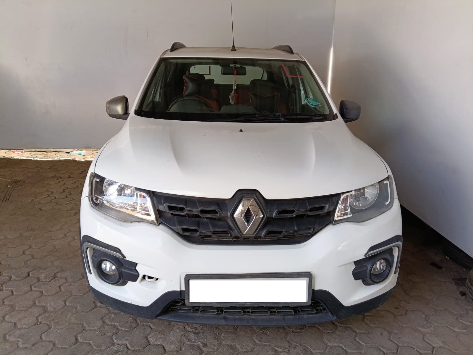 renault-kwid-2017-xeyy78h2uuhicenoili4dvgl