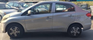 honda-amaze-2015-nnftohue8of3yqbp4g44pf5p