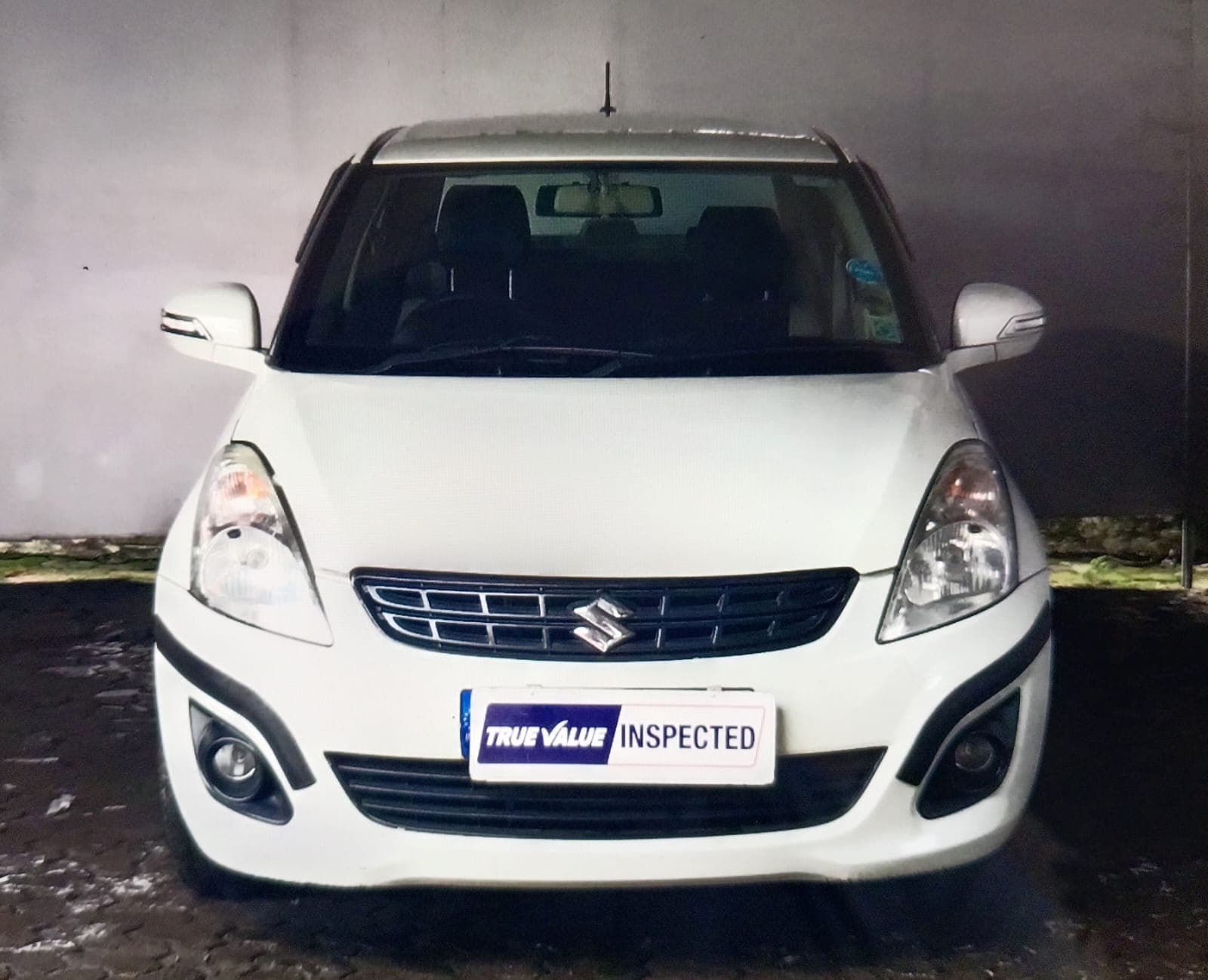 maruti-suzuki-dzire-2012-yof94foto2jqdp5bwlefujk1