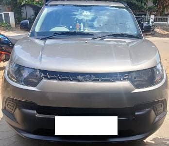 mahindra-kuv100-2017-nb76uo1k4iwom75yt75q6p4n