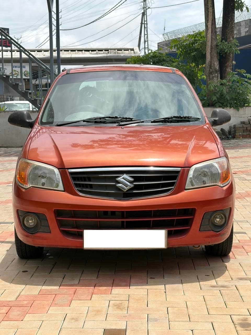 maruti-suzuki-k10-2012-wj5v5vhzshdedwh8iwxw8y9n