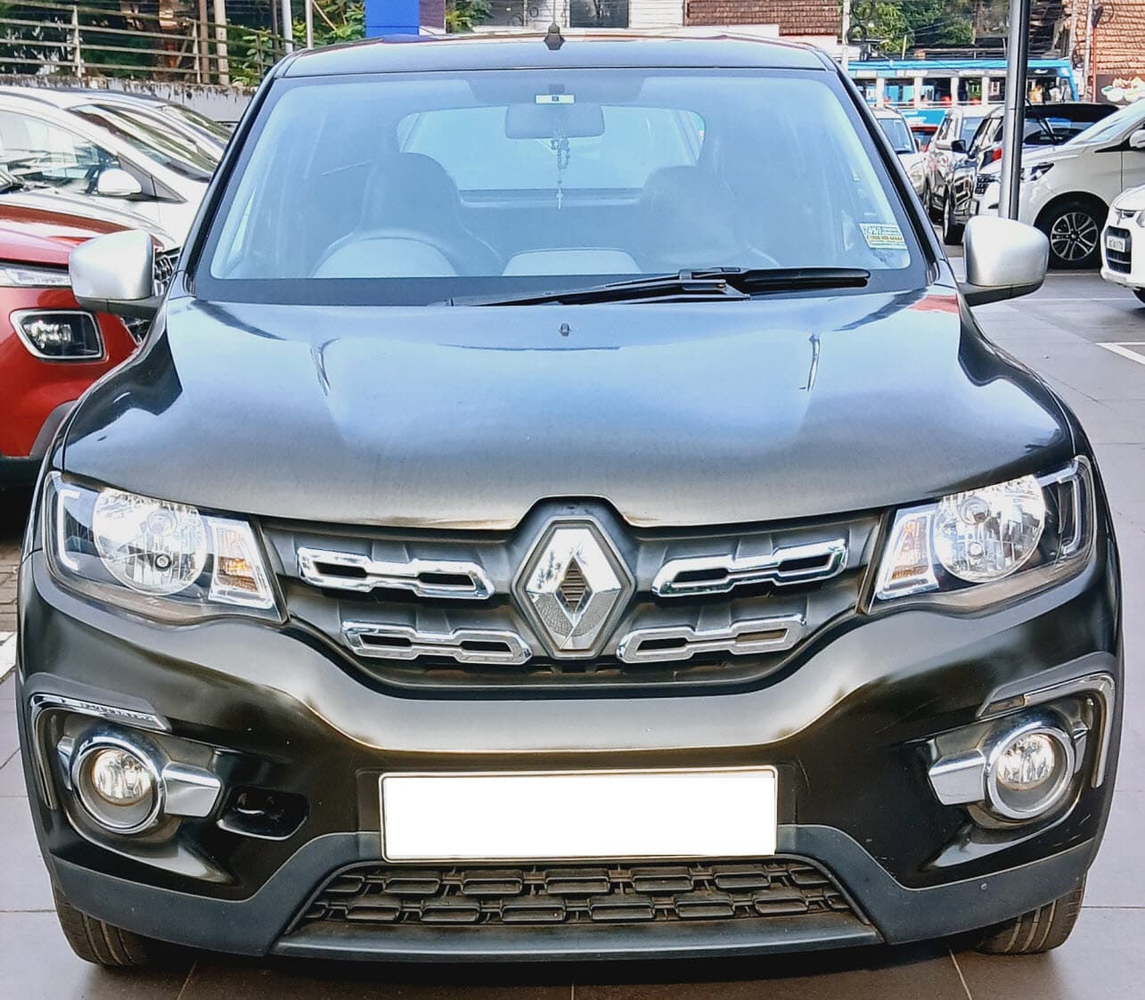 renault-kwid-2016-dgoopxrrniobvbghcpy3ev37