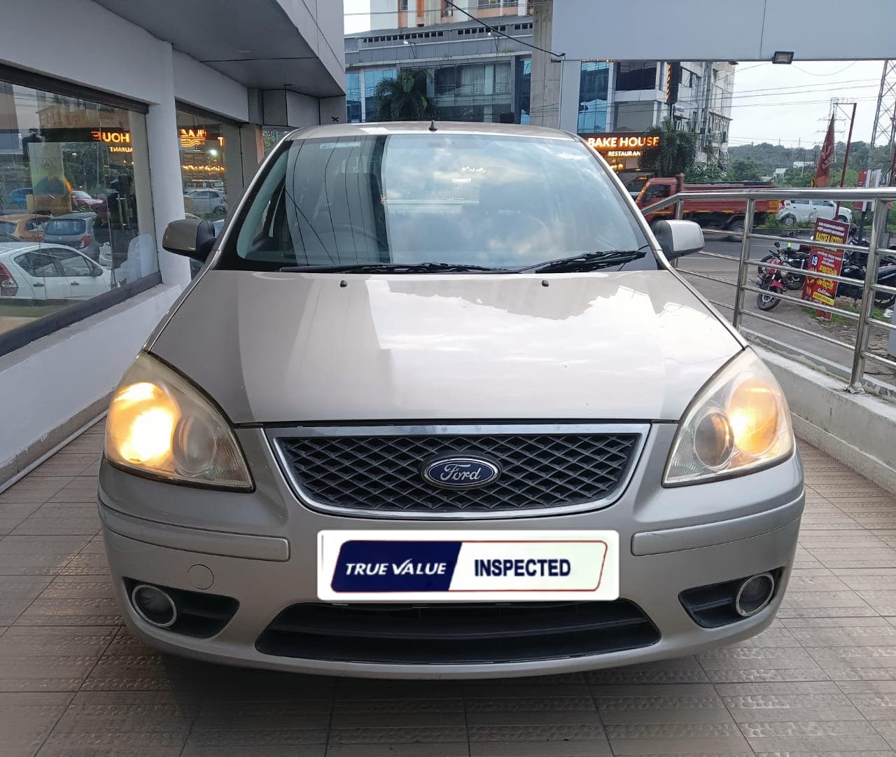 ford-fiesta-2005-lp2mcnrxgp3tfnm5n4qsyxoi