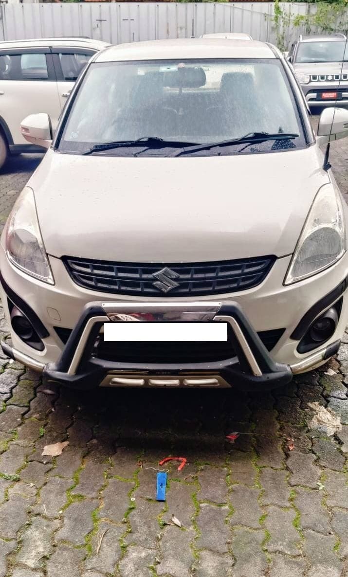 maruti-used-maruti-swift-dzire-in-kerala-2013-tahpf67o81pza8i30skullgh