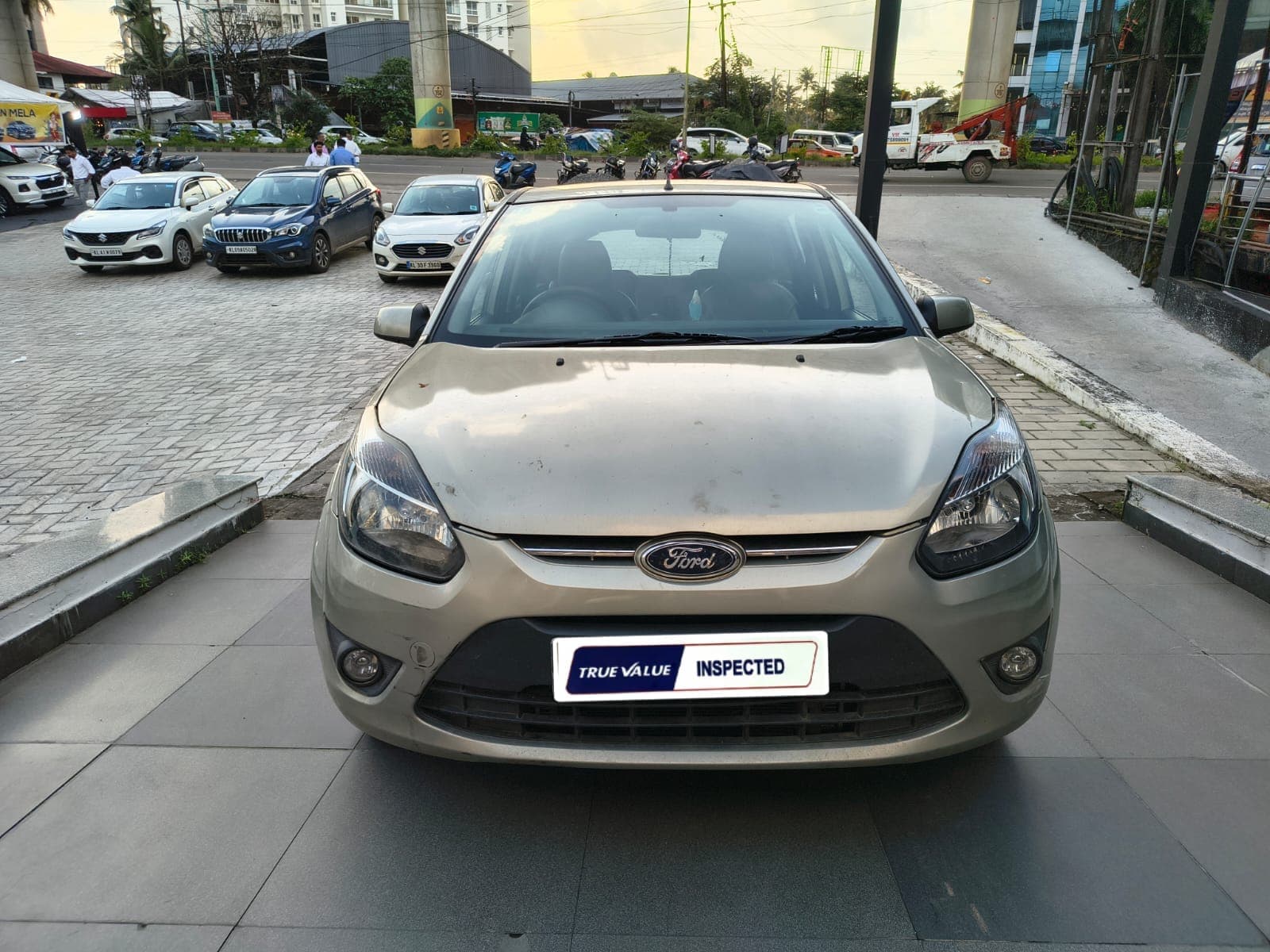 ford-figo-2011-kdftl5pqfsmcirs2mxgazmsb