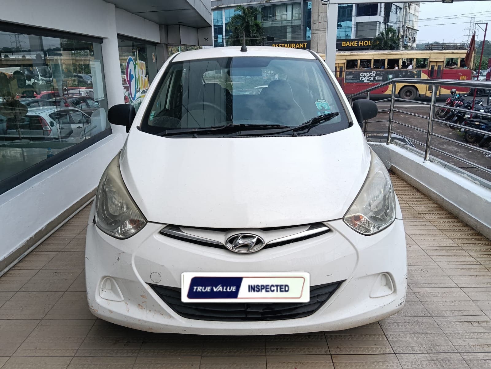 hyundai-eon-2013-ek0n3jikyzy1zyuigufy9p8s
