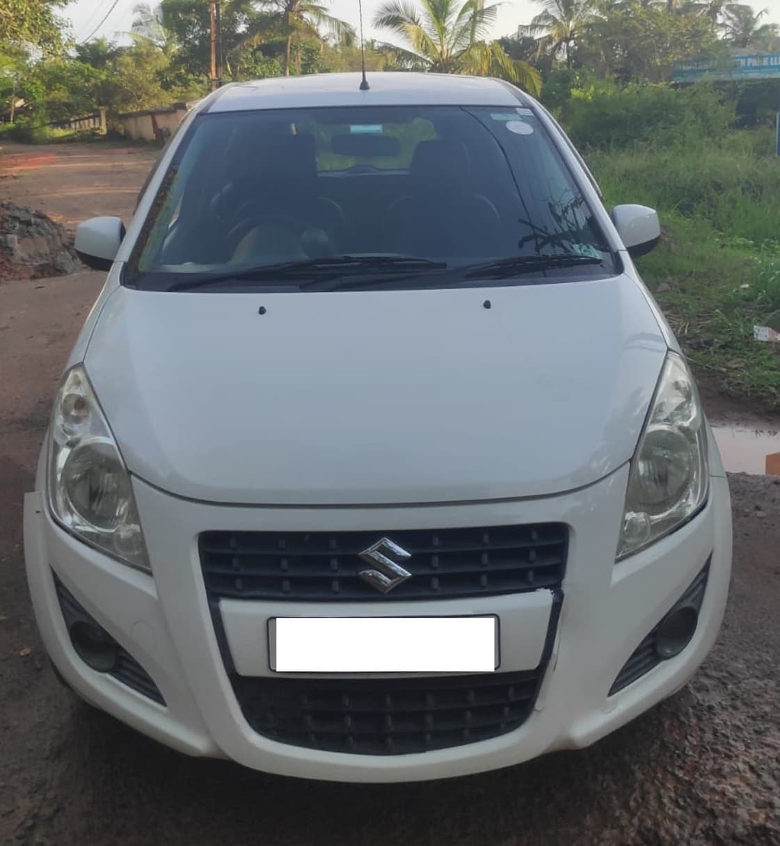 maruti-suzuki-ritz-2015-ry6o6bmixdil1bkji5joy2kr