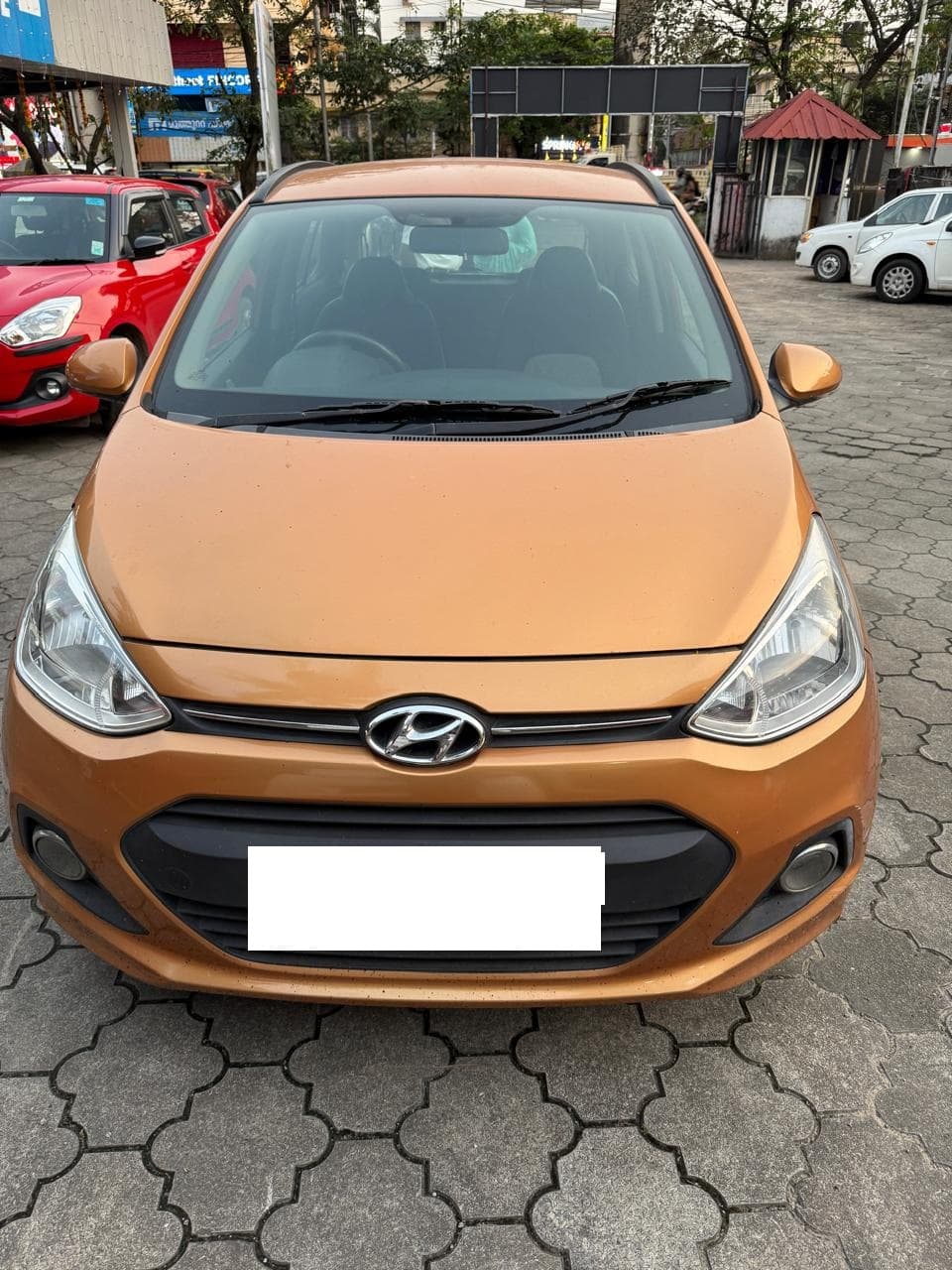 hyundai-i10-2014-lnuzm0zjyobg7fk3ywvrw8kk