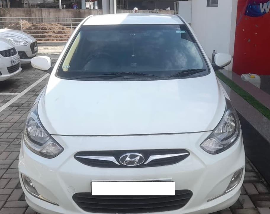hyundai-verna-2012-vbtd0mc3vjsmri4wlwq7fqrd
