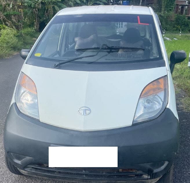 tata-nano-2011-bbsl0xbov7q1v46sib4bk131