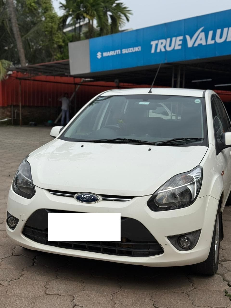 ford-figo-2012-hkirezxkuc9q6nw2a1pwk7yv
