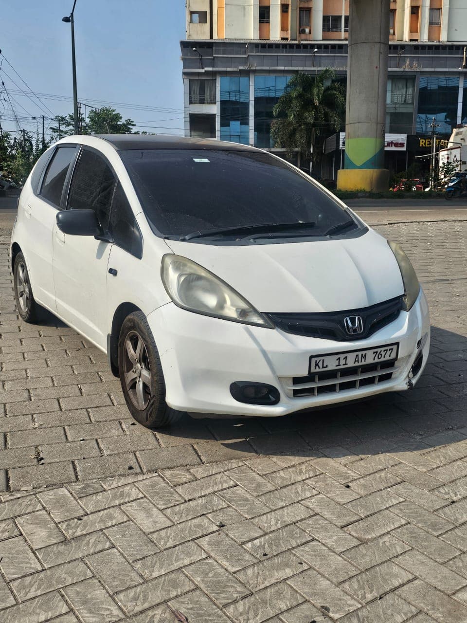 honda-jazz-2012-cmx2twq7a7rscbcqem8zwq5q