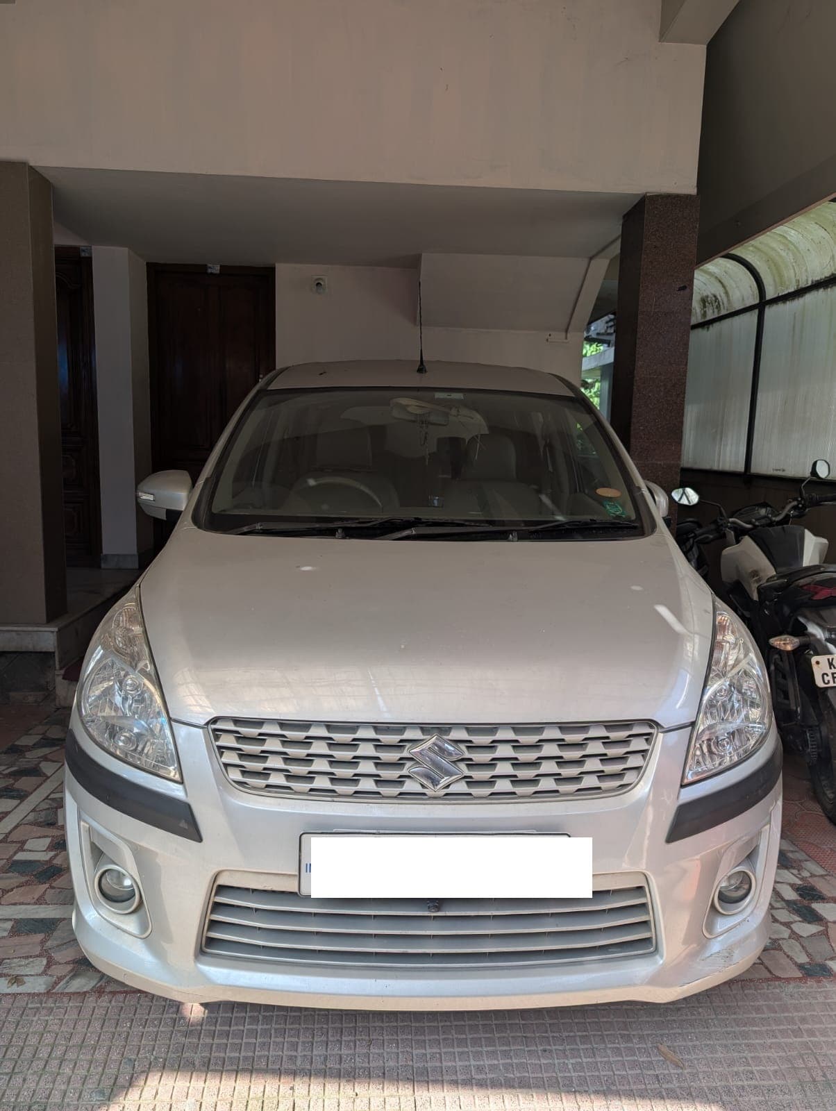 maruti-ertiga-2013-zbdm5qpvnekf4qiuipl8ozwu