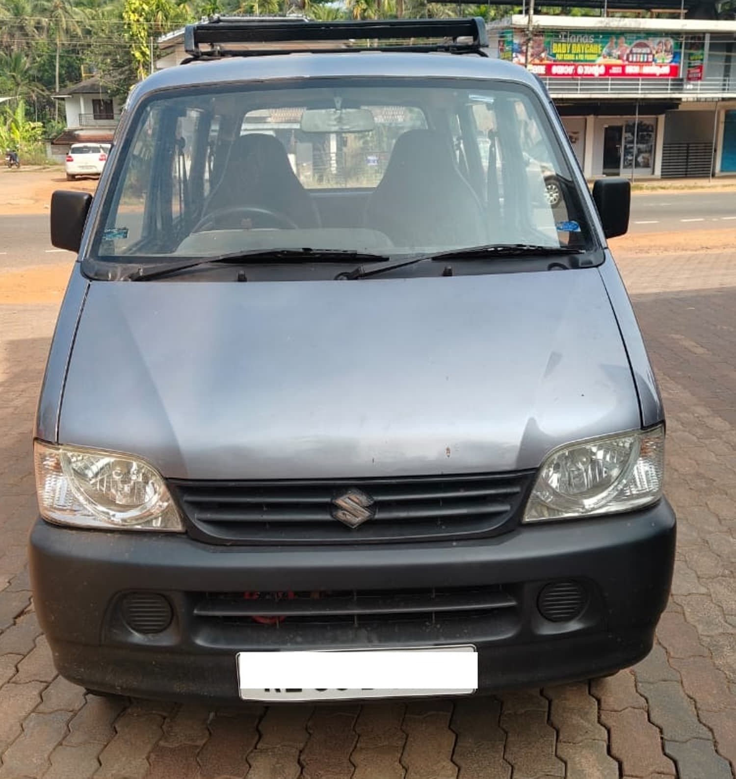 maruti-suzuki-eeco-2010-qpap4is10zpwiniynuqkpt9d