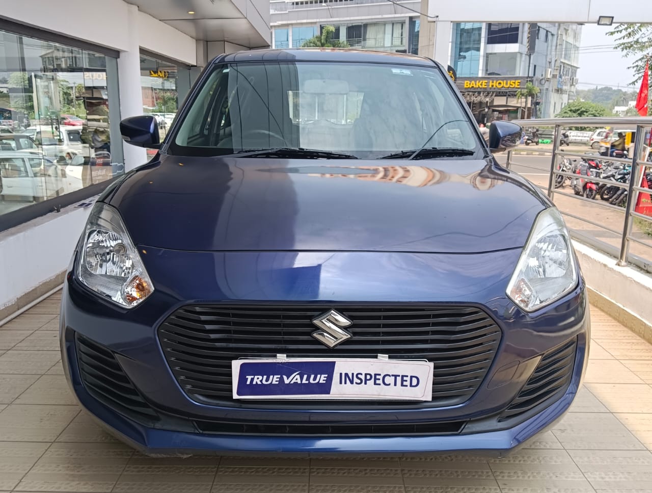 MARUTI SWIFT in Ernakulam