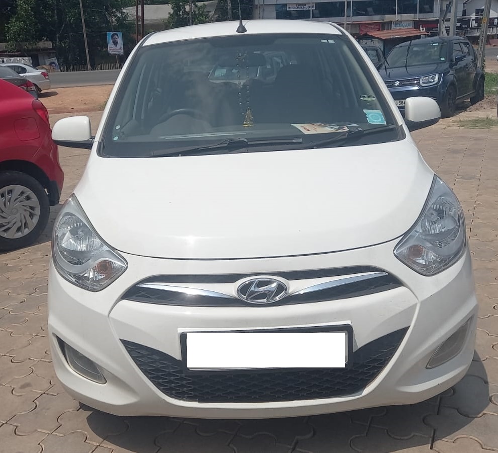 HYUNDAI I10 2015 Second-hand Car for Sale in Alappuzha