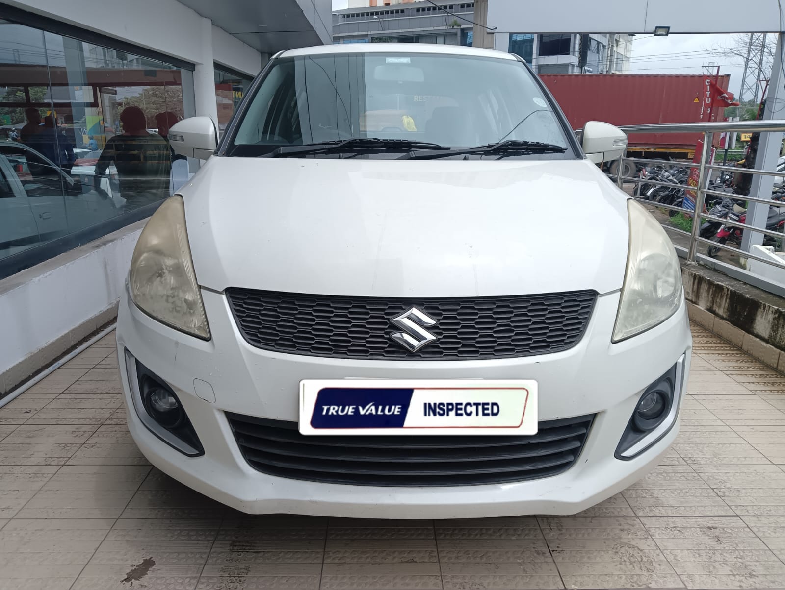 MARUTI SWIFT in Ernakulam