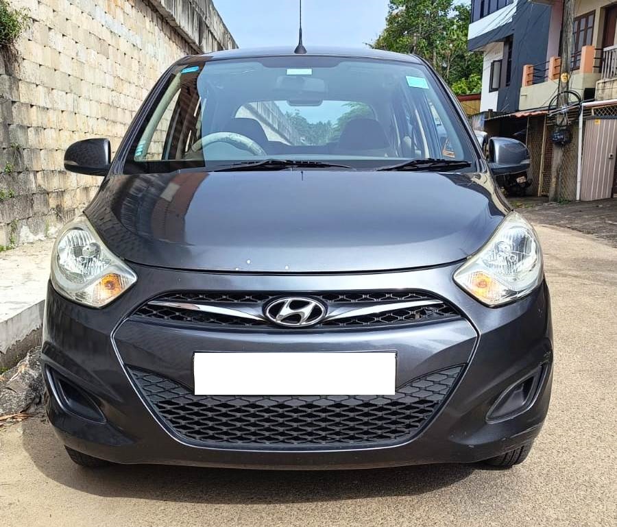 HYUNDAI I10 2013 Second-hand Car for Sale in Trivandrum