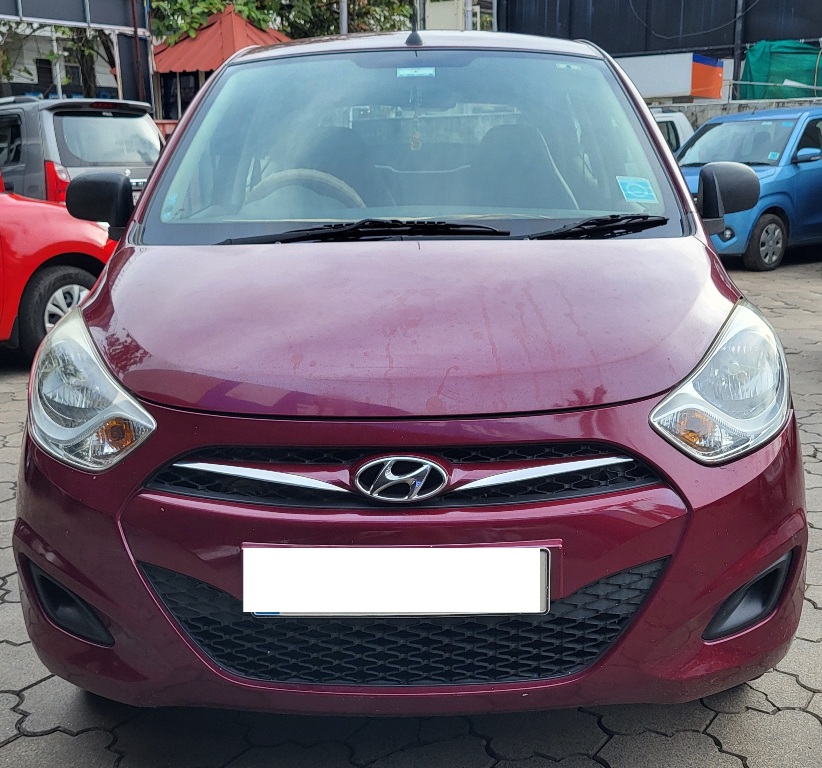 HYUNDAI I10 2015 Second-hand Car for Sale in Ernakulam