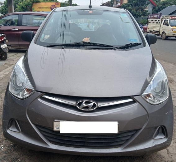 HYUNDAI EON in Kasaragod