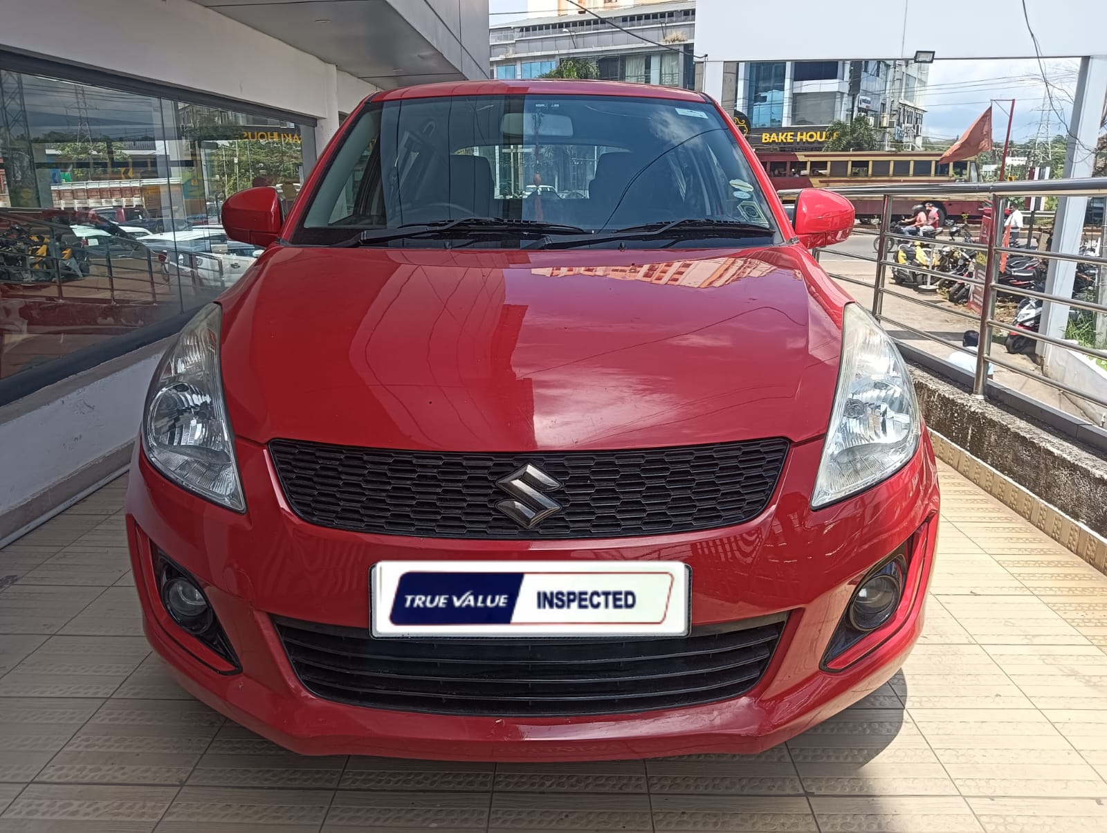 MARUTI SWIFT 2015 Second-hand Car for Sale in Ernakulam