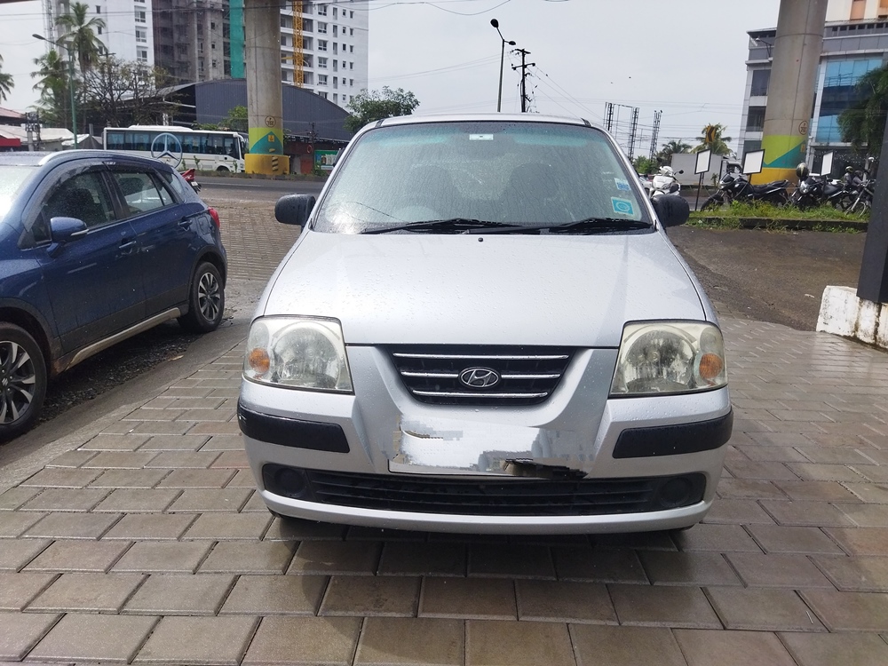 HYUNDAI SANTRO in Ernakulam