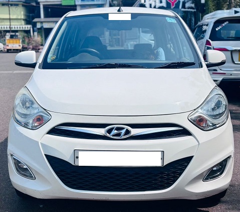 HYUNDAI I10 in Kasaragod