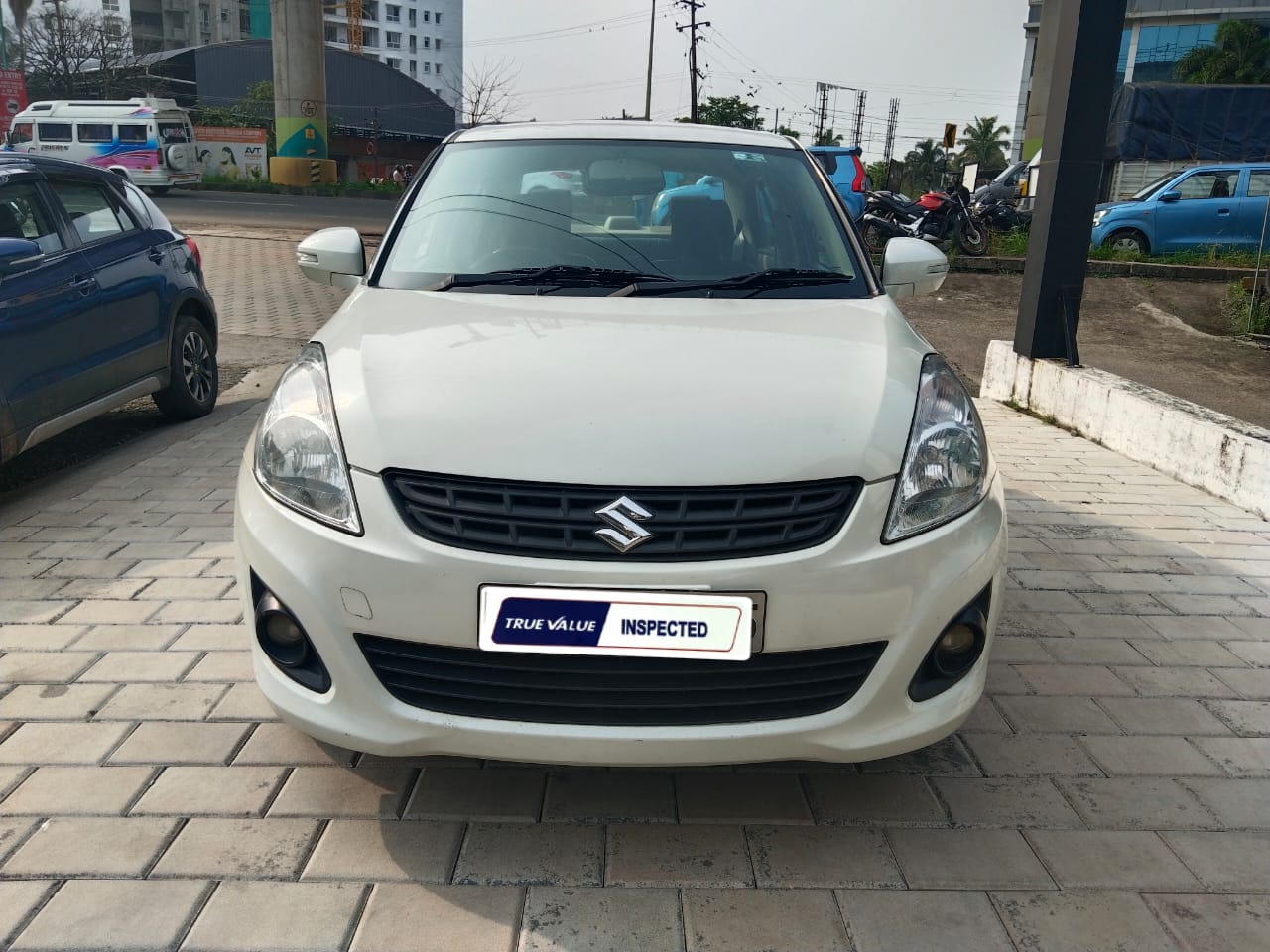 MARUTI DZIRE in Ernakulam