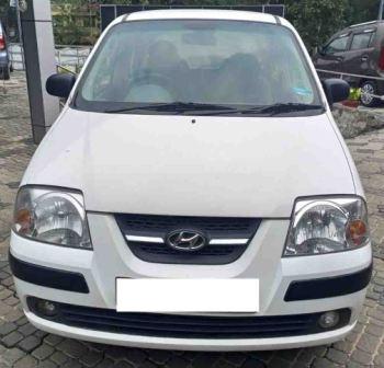 HYUNDAI SANTRO in Pathanamthitta