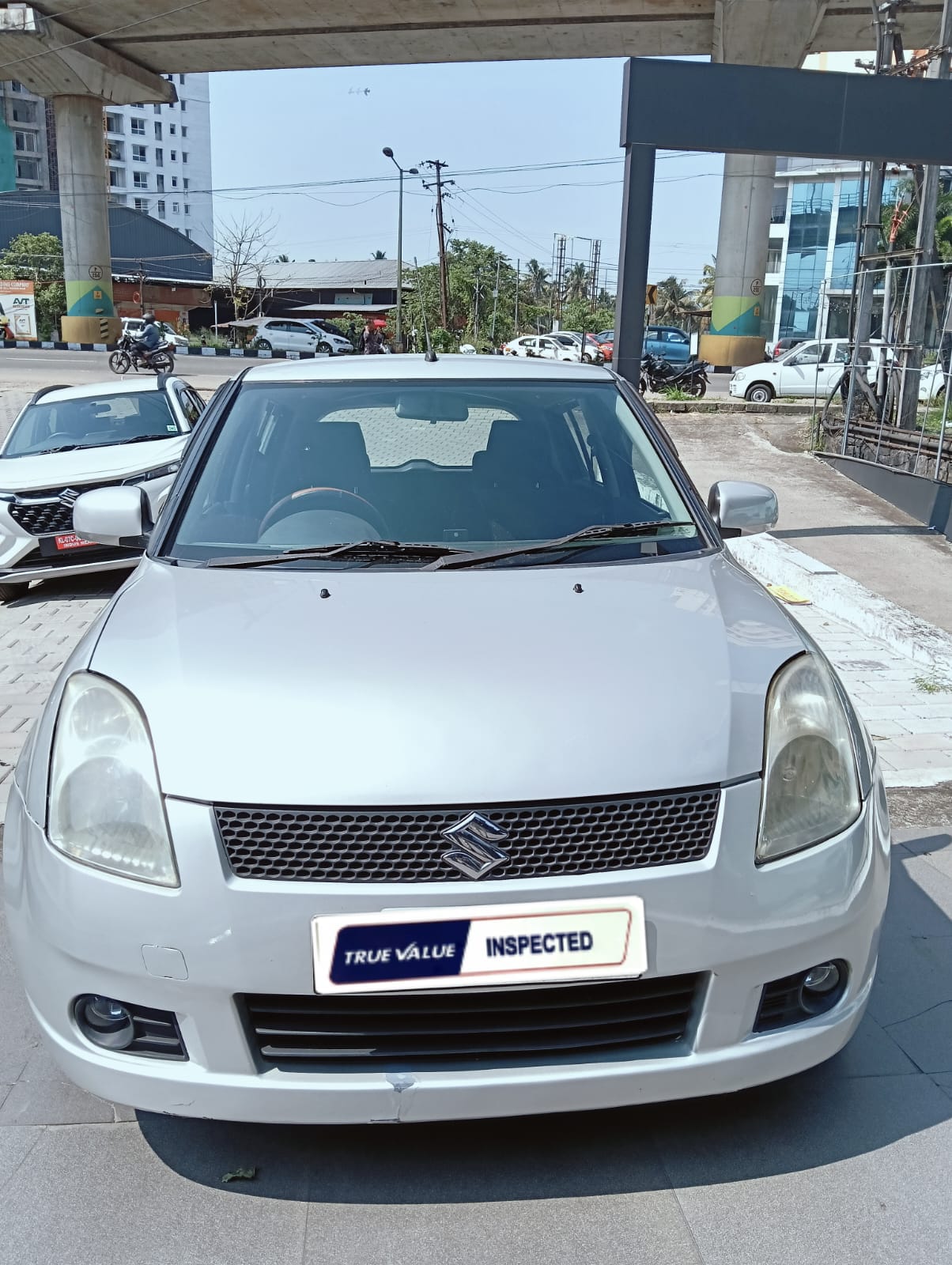 MARUTI SWIFT in Ernakulam