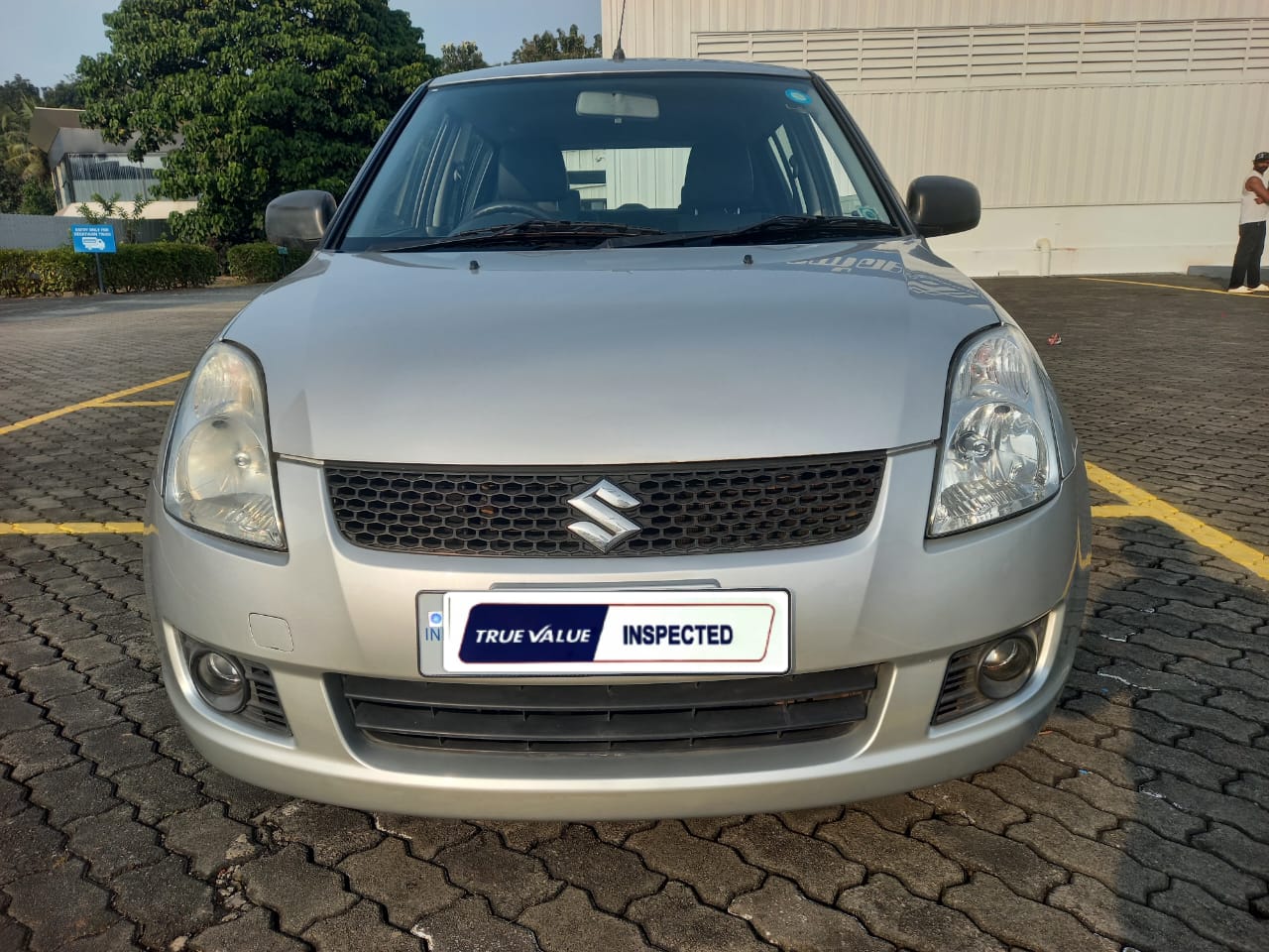 MARUTI SWIFT in Ernakulam