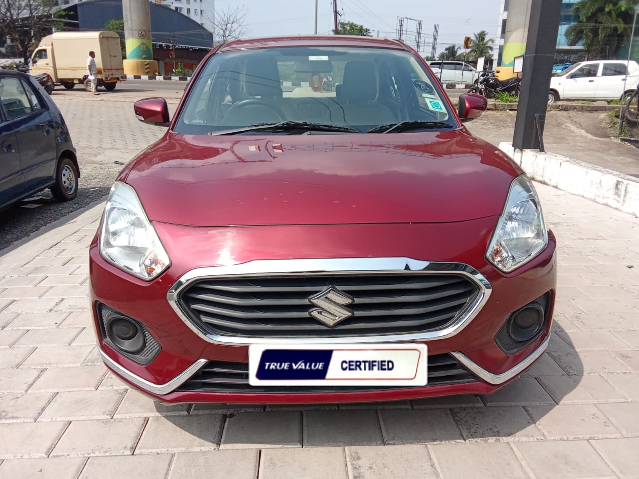 MARUTI DZIRE in Ernakulam