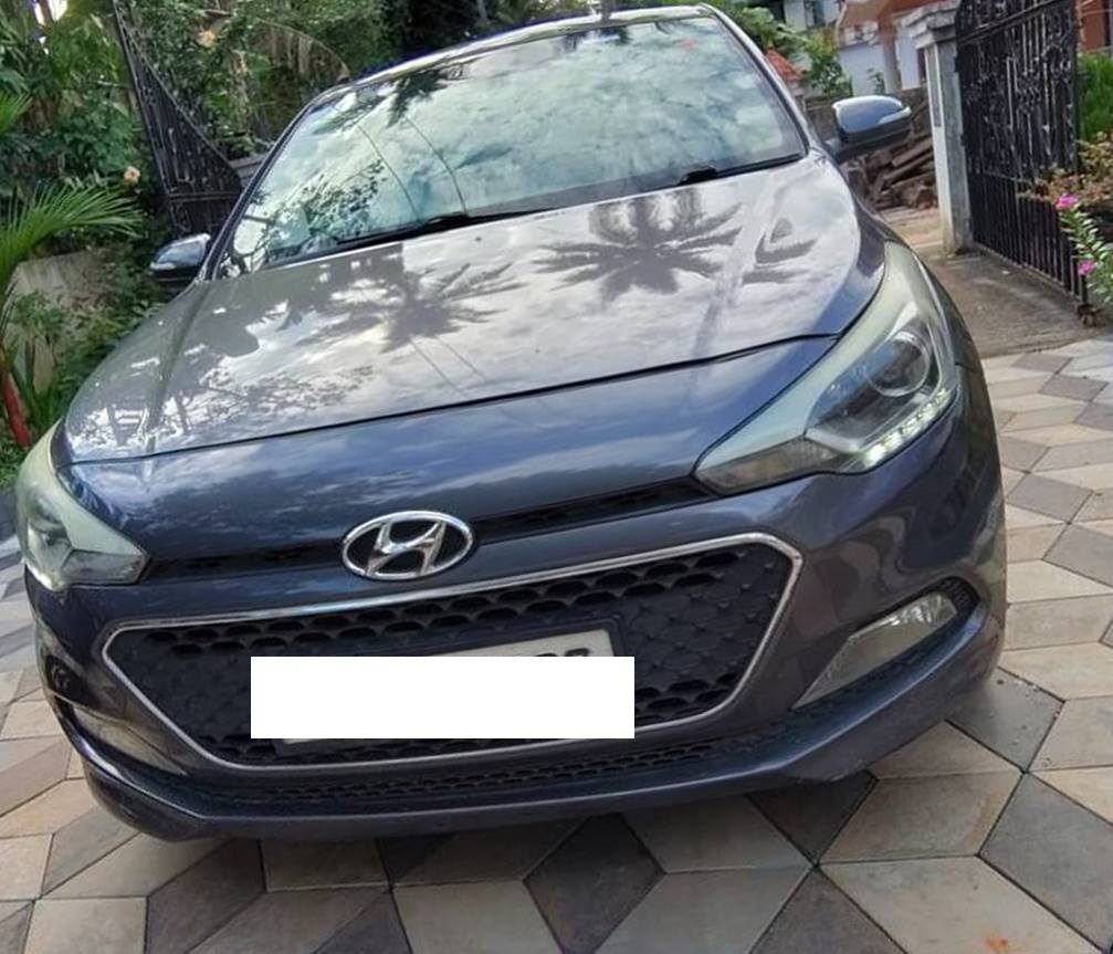 HYUNDAI I20 in Alappuzha