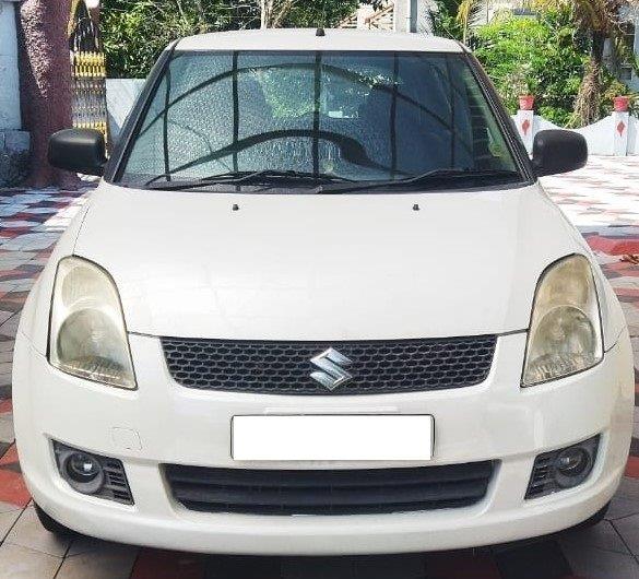 MARUTI SWIFT in Ernakulam