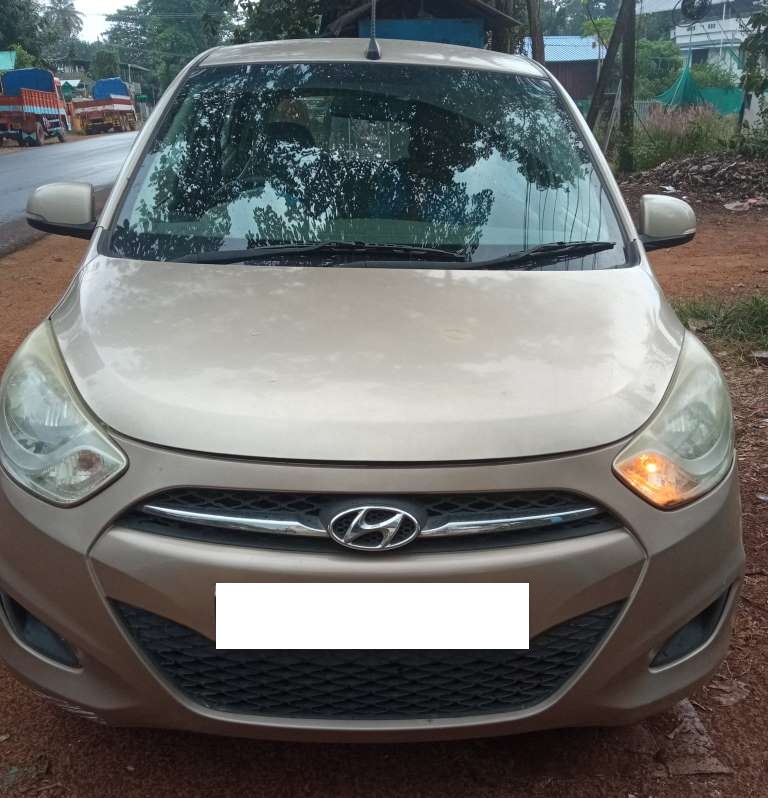 HYUNDAI I10 in Kollam