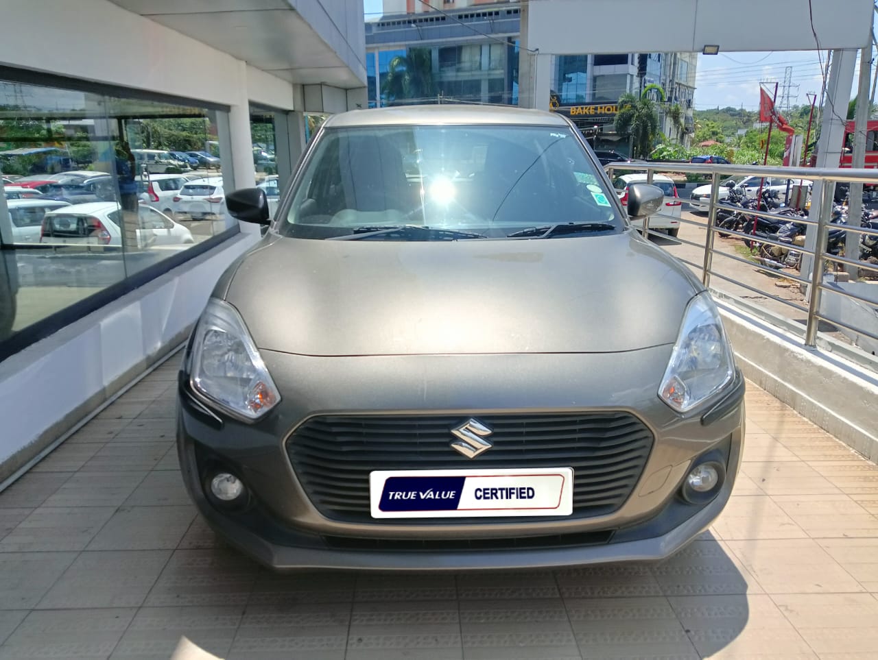 MARUTI SWIFT in Ernakulam