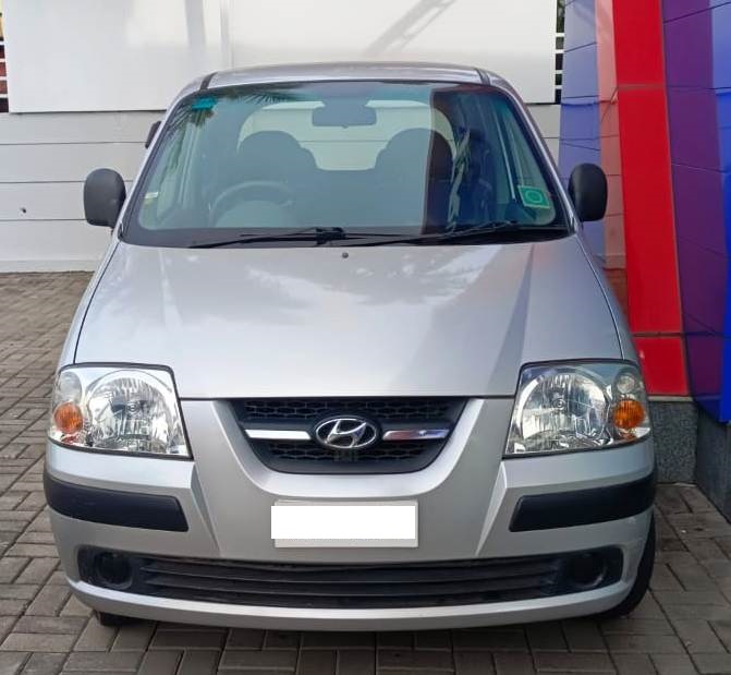 HYUNDAI SANTRO in Trivandrum
