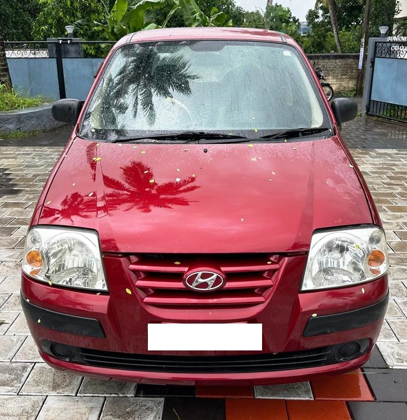 HYUNDAI SANTRO in Trivandrum