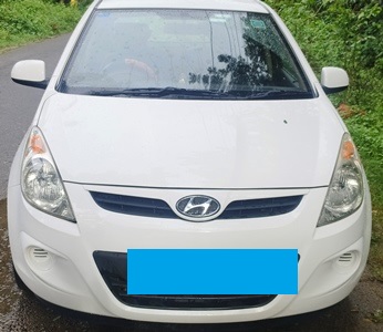 HYUNDAI I20 in Palakkad