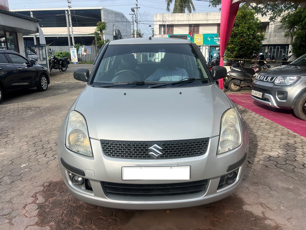 MARUTI SWIFT in Ernakulam