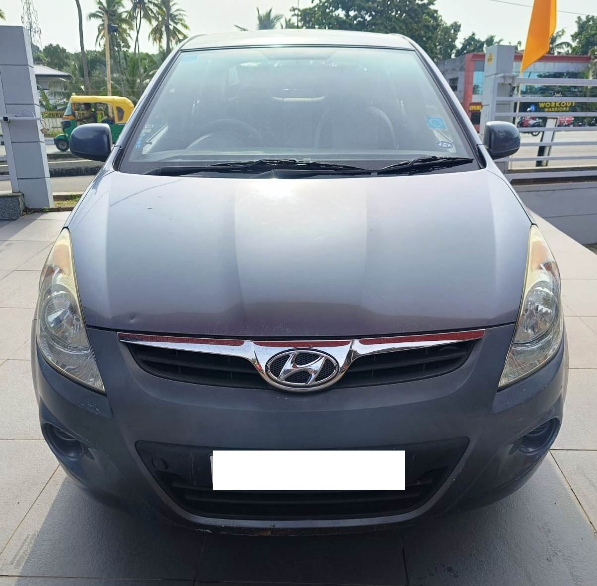 HYUNDAI I20 in Trivandrum